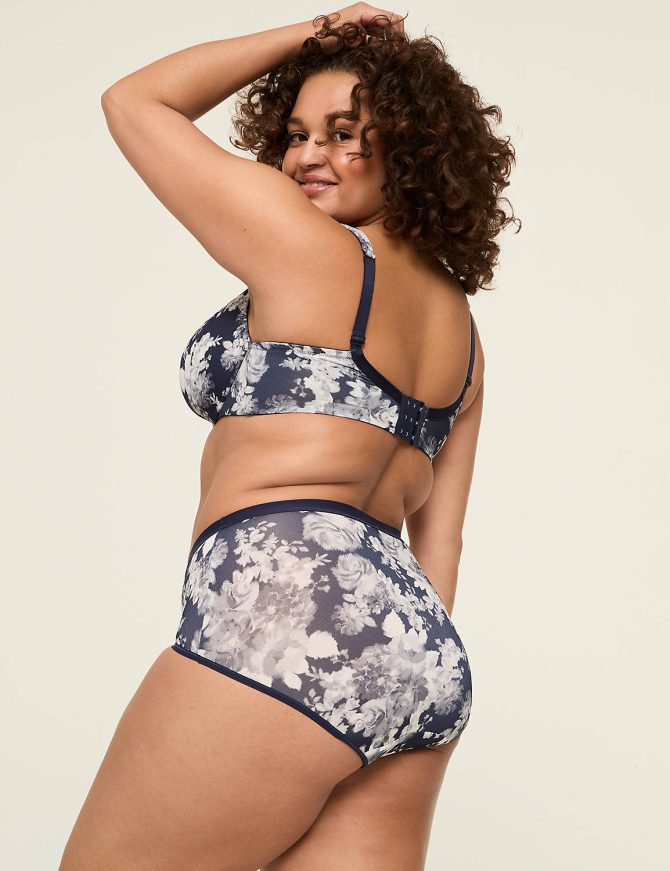 Smooth Lightly Lined Full Coverage Bra - Image 2