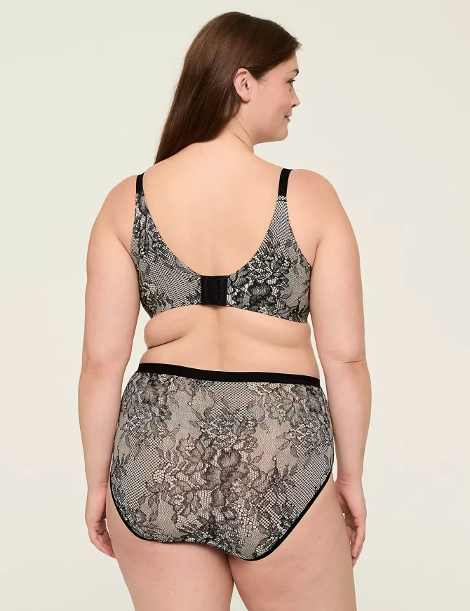 Totally Smooth Lightly Lined Full Coverage Bra - Image 7