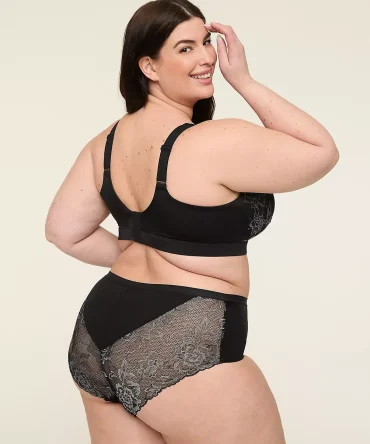 Comfort Bliss Lightly Lined No-Wire Bra With Lace