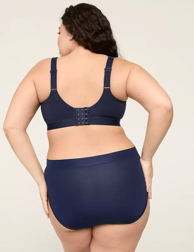Comfort Bliss Lightly Lined No-Wire Bra With Lace - Image 2