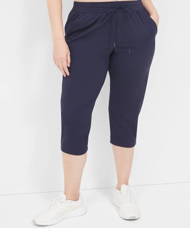 LIVI Knit Capri Trouser