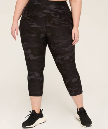 LIVI High-Rise Wicking Capri Legging