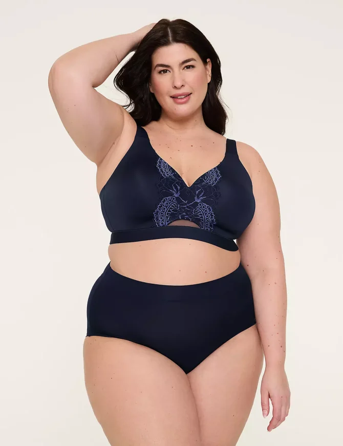 Comfort Bliss Lightly Lined No-Wire Bra With Lace