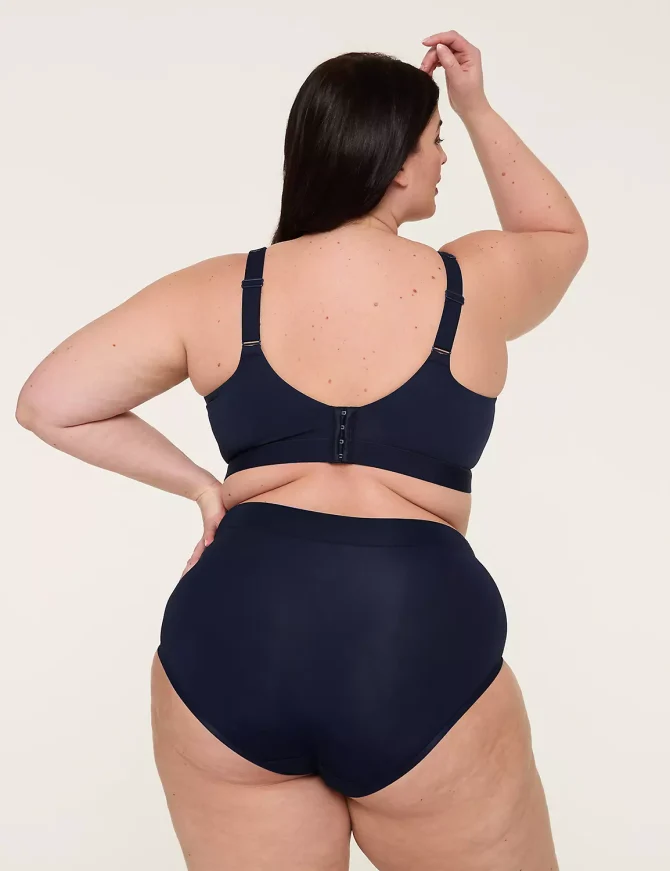 Comfort Bliss Lightly Lined No-Wire Bra With Lace - Image 2