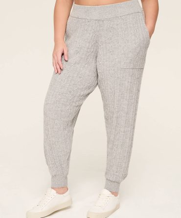 LIVI Sweater Cable Knit Jogger