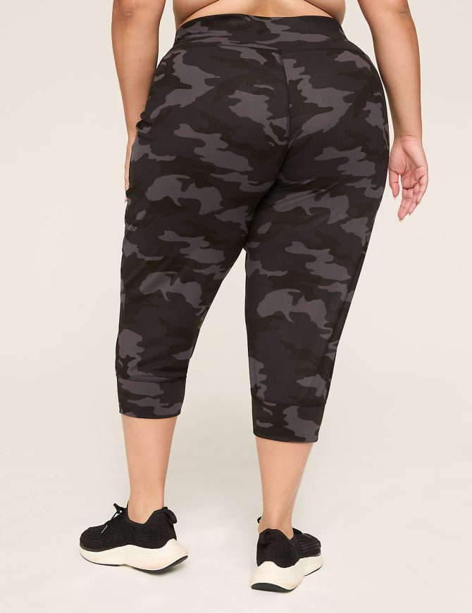 LIVI Soft Capri Jogger - Image 2