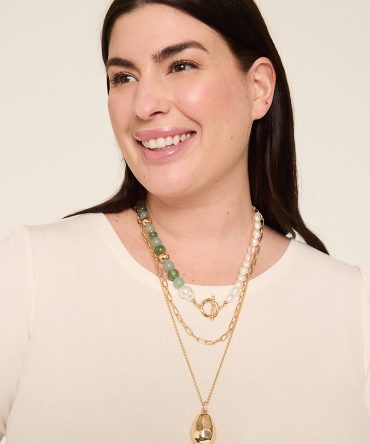 Green & Pearlized Multi-Row Pendant Necklace
