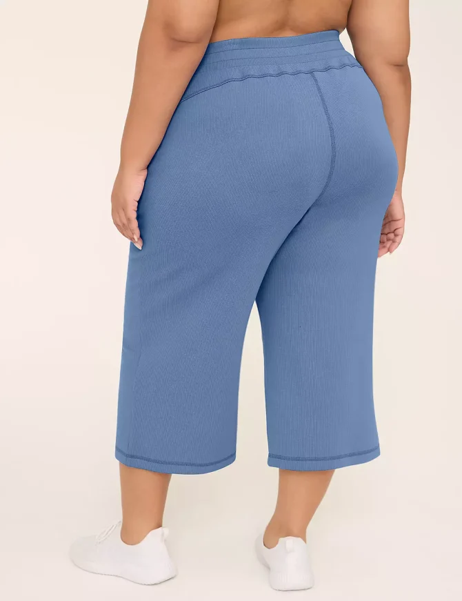 LIVI Ribbed Journey Relaxed Straight Capri - Image 2